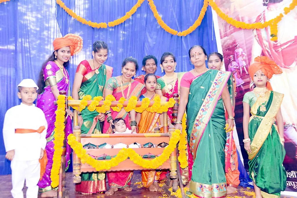 भगवेमय वातावरण; हजारोंची उपस्थिती