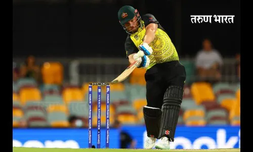 ऑस्ट्रेलियाच्या विजयामध्ये कर्णधार फिंचचे अर्धशतक