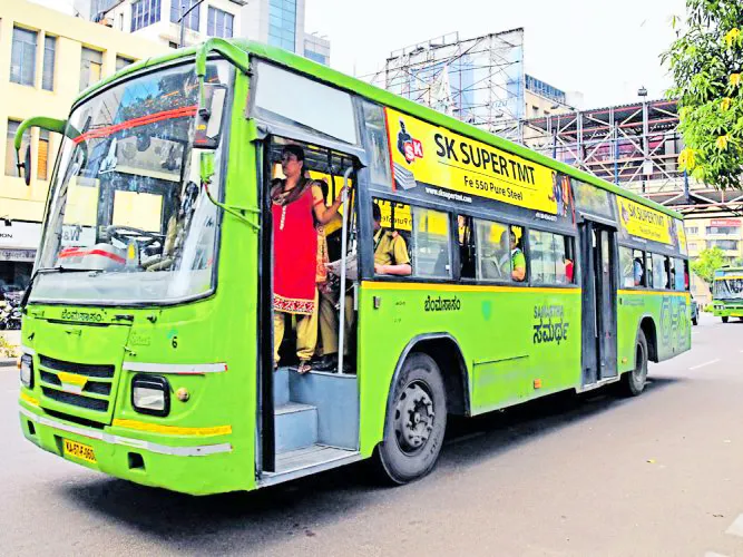 बीएमटीसीच्या चार बस परिवहनच्या ताफ्यात