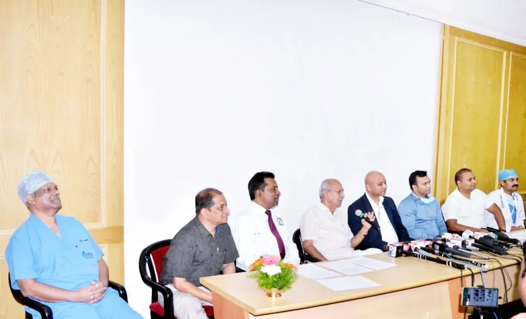 केएलईमध्ये प्रथमच लिव्हर प्रत्यारोपण शस्त्रक्रिया