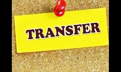 वरिष्ठ अधिकाऱयांच्या बदल्या