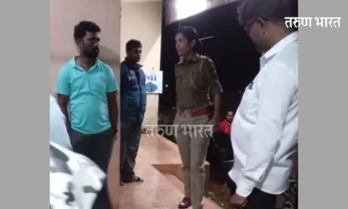 Ratnagiri : पाली बाजारपेठेत मोबाईलचे दुकान फोडून लाखोंचा डल्ला