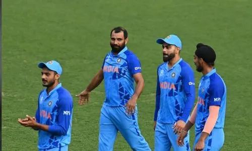 मोहम्मद शमीचा भेदक मारा, भारताचा ऑस्ट्रेलियावर ६ धावांनी विजय