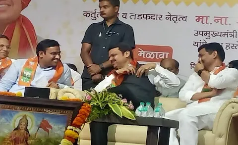 शिंदे गटाचा आमदार भाजपाच्या गळाला?