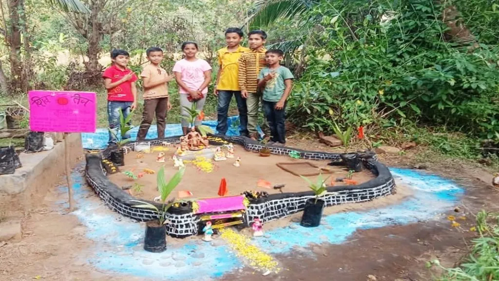 चिमुकल्या हातांनी साकारला लक्षवेधी किल्ला