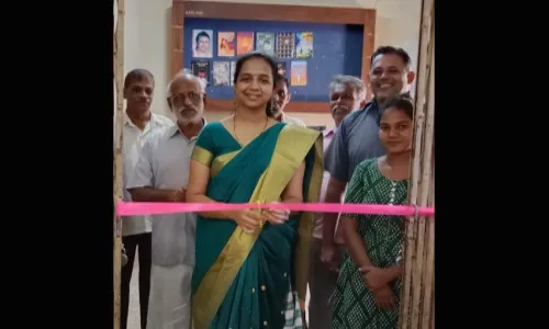 वेंगुर्ले नगर वाचनालयातील ग्रंथ प्रदर्शनास उत्स्फूर्त प्रतिसाद