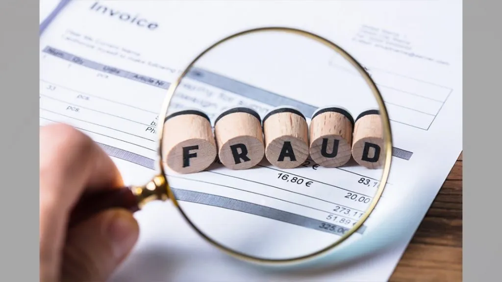 ग्लोब्ज ट्रेडींगचा म्होरक्या कोळी पोलिसांच्या जाळ्यात