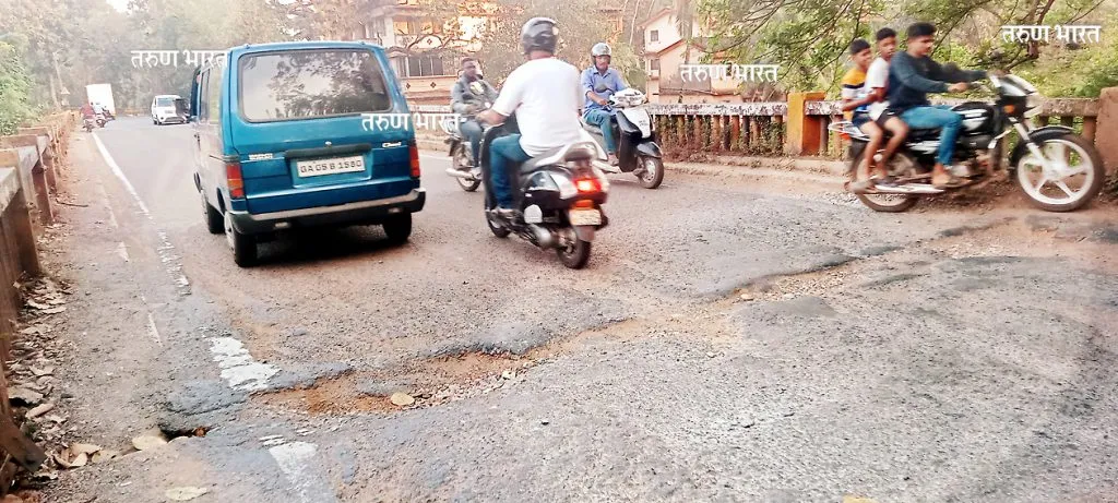 विठ्ठलापूर-दत्तवाडी सांखळी रस्ता बनला मृत्यूचा सापळा