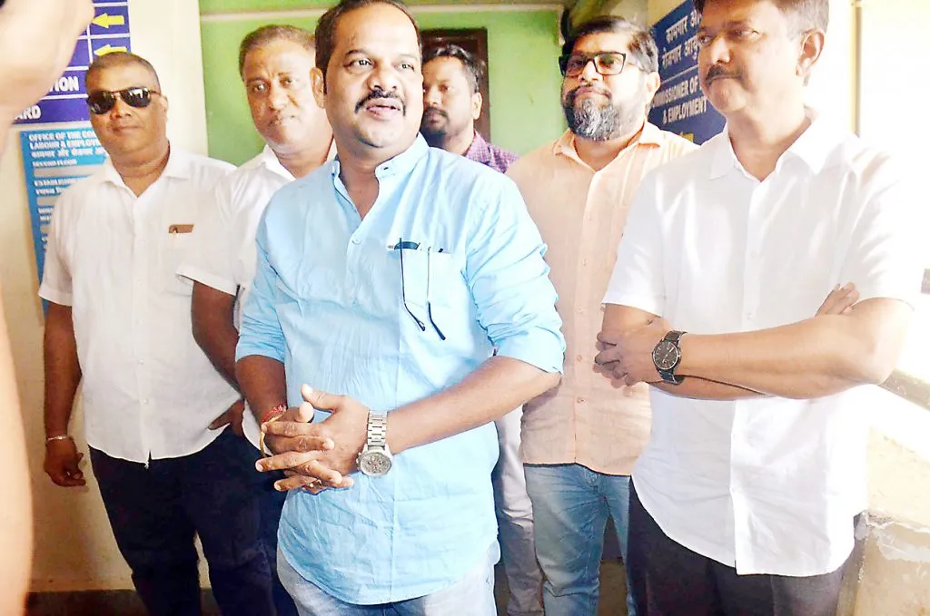 जॉब फेअरच्या नावाखाली बेरोजगारांची फसवणूक