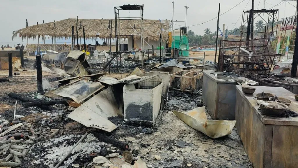 कळंगूट येथे दोन शॅक आगीत खाक