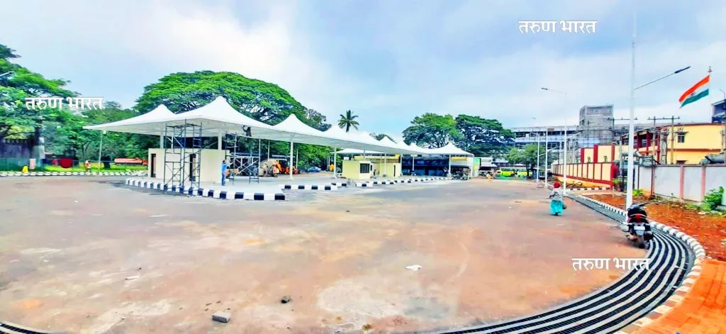 बसस्थानकावरील गाळय़ांच्या लिलावाकडे व्यावसायिकांची पाठ