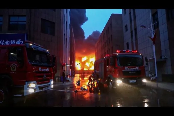 चीनमध्ये एका प्रकल्पाला आग, 38 ठार