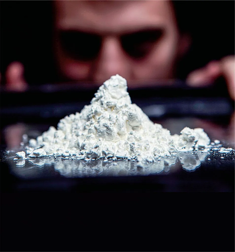 ड्रग्जच्या ओव्हर डोसमुळे सारा खान अत्यवस्त