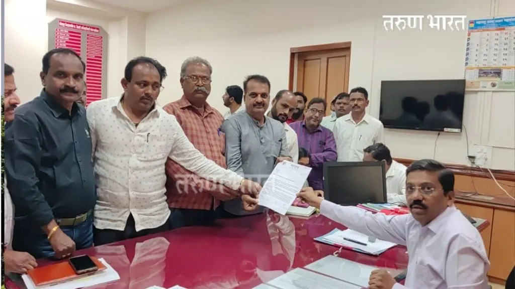 आठ दिवसात भगतसिंह कोश्यारींची पदावरून हकालपट्टी करा, अन्यथा महाराष्ट्रात एकही…; स्वराज्य संघटनेचा इशारा