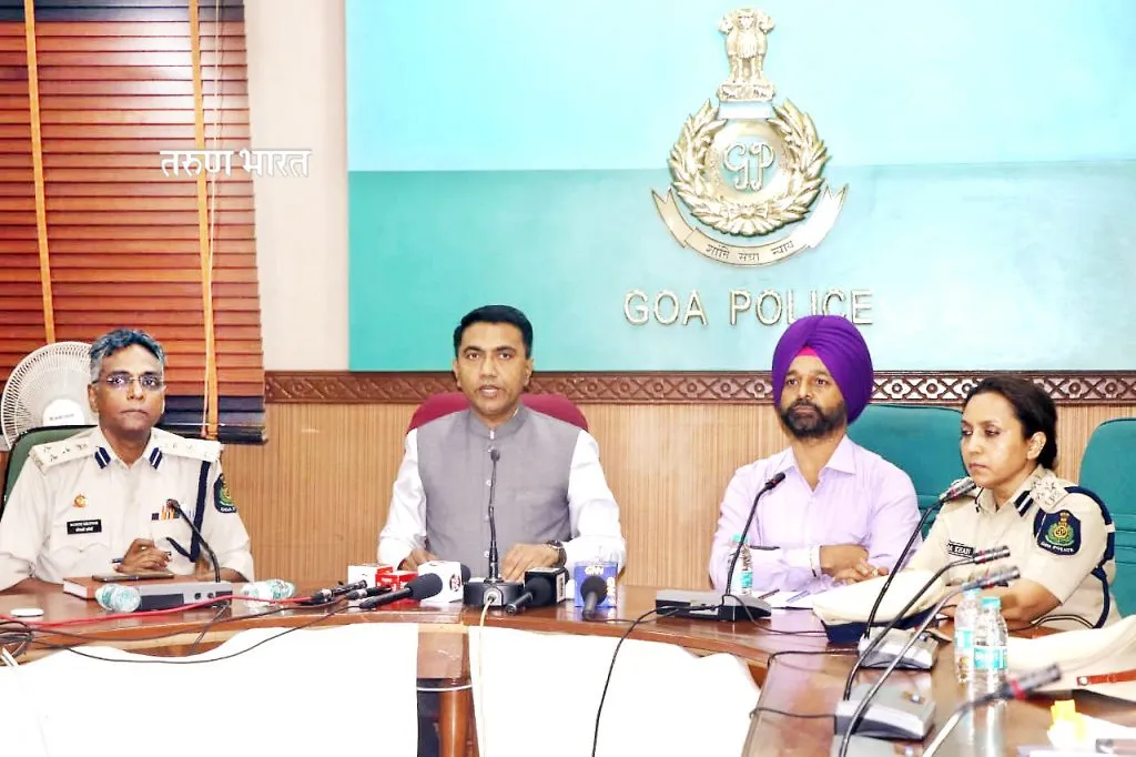 पर्यटकांची फसवणूक करणाऱयावर तात्काळ कारवाई