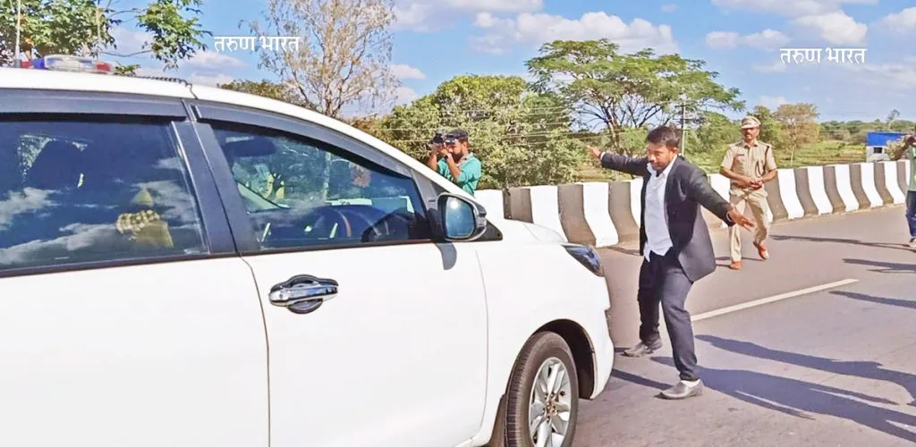 राष्ट्रीय महामार्गावर वकिलांचा दीड तास चक्काजाम