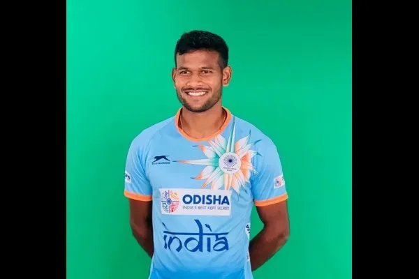 अमित रोहिदास, निलम झेस यांना 10 लाख देण्याची घोषणा