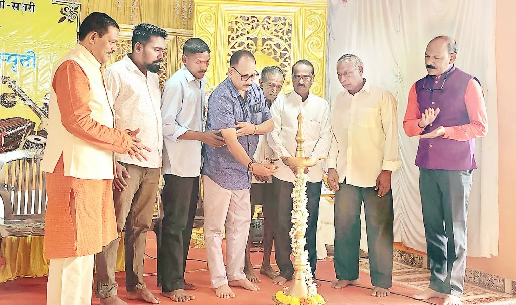 संगीत संमेलनातून ग्रामीण भागामध्ये नवोदित कलाकारांना व्यासपीठ : अशोक परोब