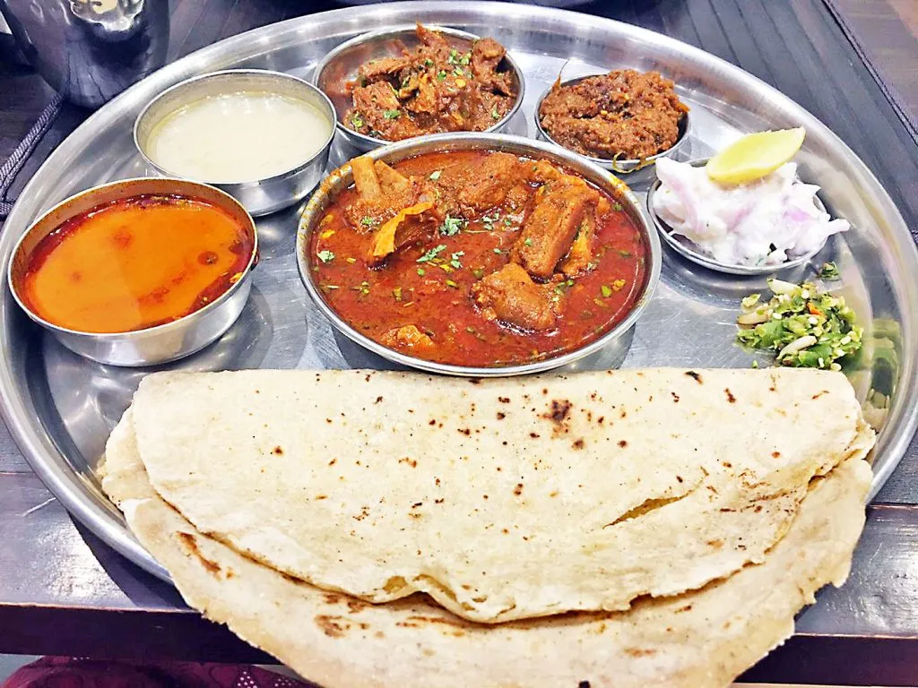 थर्टी फर्स्टसाठी मांसाहारावर ताव