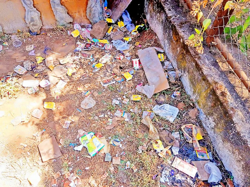 नाझर कॅम्पमधील बालोद्यानाची दुरवस्था