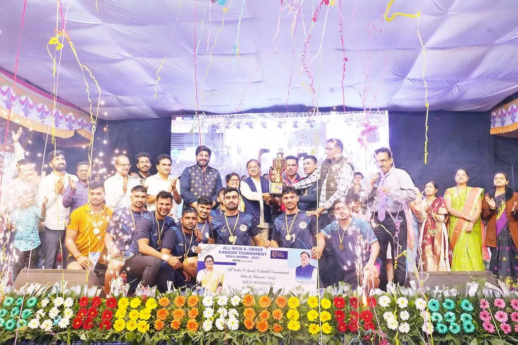 जोल्लेग्रुप चषकावर ‘इंडियन नेव्ही’ची मोहोर