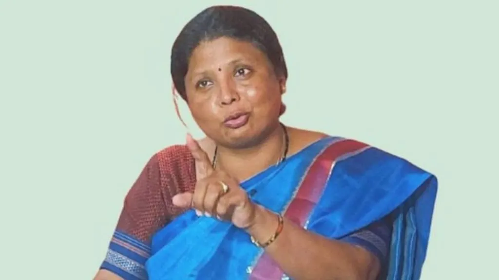 मुख्यमंत्र्यांकडे 6 बंगले कसे?; सोमय्याजी यावरही बोला…