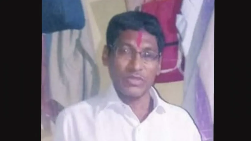 प्राथमिक शिक्षकाचे बस मध्येच हृदयविकाराच्या धक्क्याने निधन