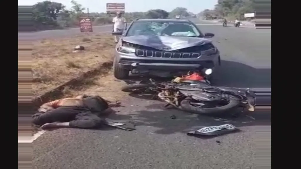 कारच्या धडकेत दुचाकीस्वार जागीच ठार