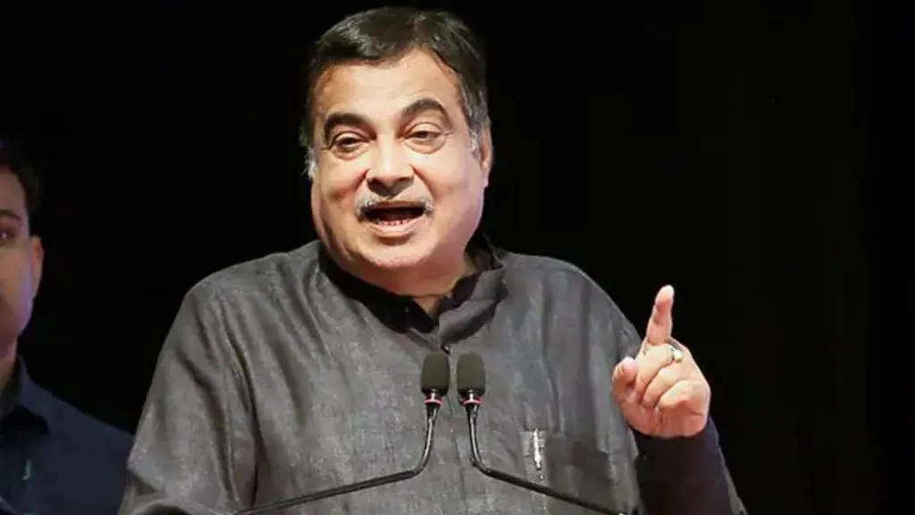 रस्त्याच्या कामात जर गडबड कराल, तर थेट बुलडोजर घालू-नितीन गडकरी