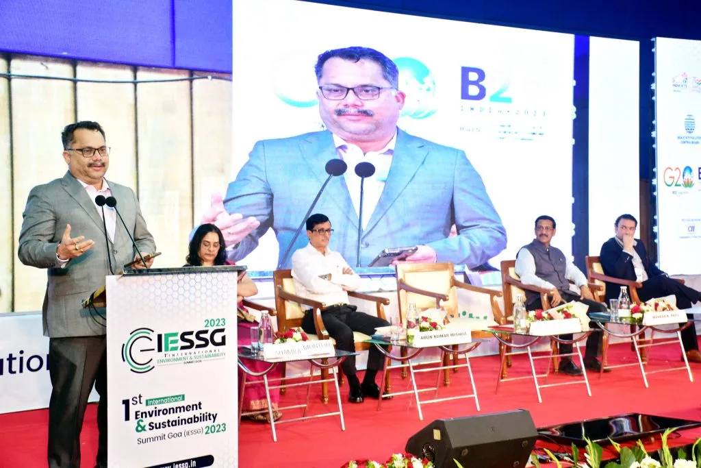 राष्ट्राबरोबरच स्वप्रगतीसाठी सर्वांनी एकत्र येणे गरजेचे