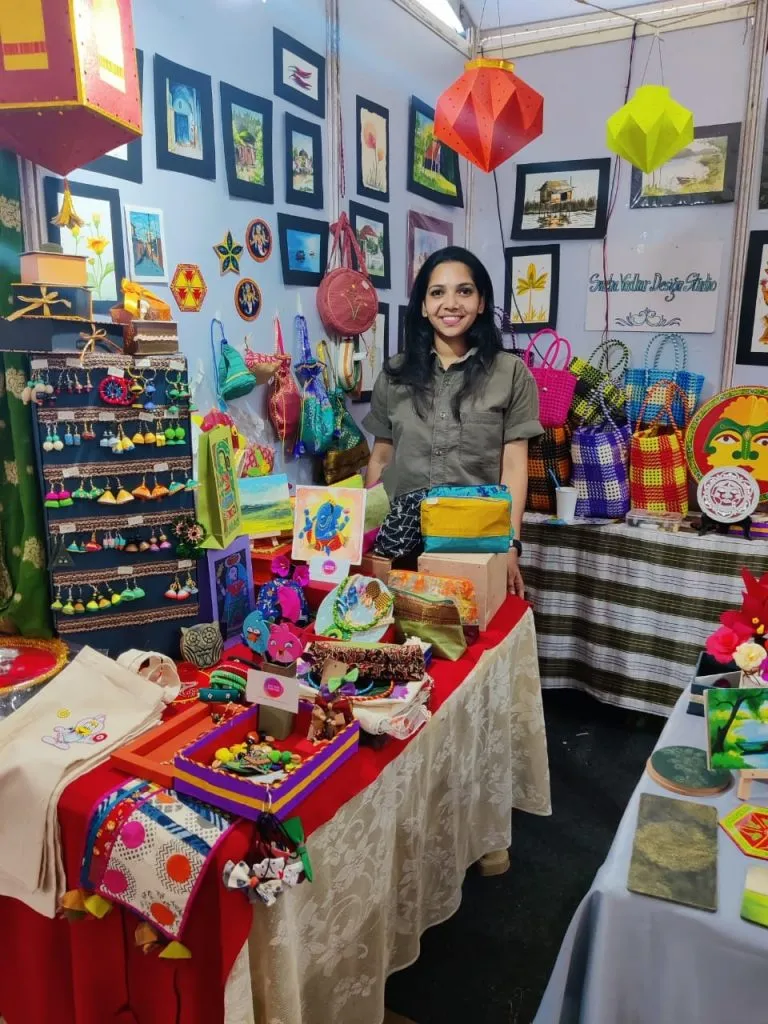 लोकोत्सवात स्नेहा वाडकर यांचा स्टॉल ठरतोय लक्षवेधी