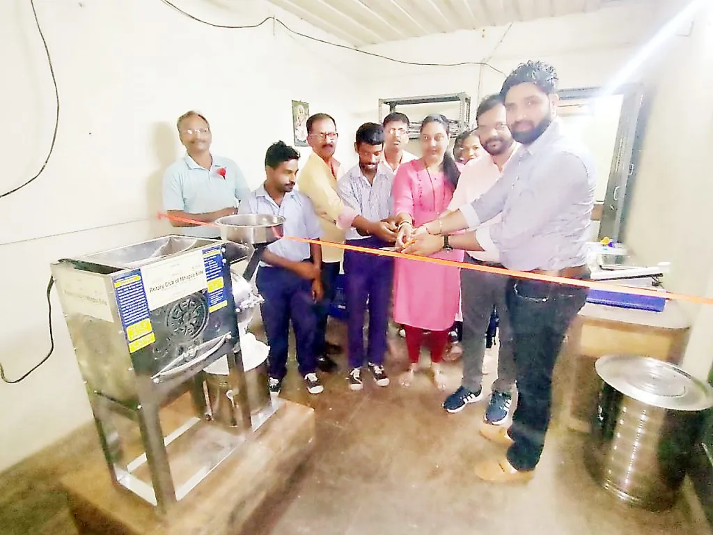 तुये आत्मविश्वास स्कूलला पीठ दळण यंत्र