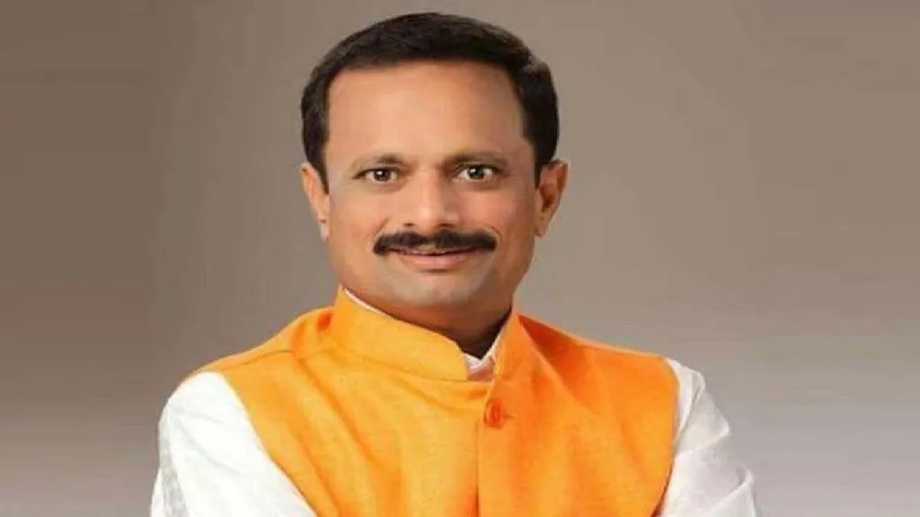 शरद पवारांनीच शिवसेना संपविण्याची सुपारी दिली