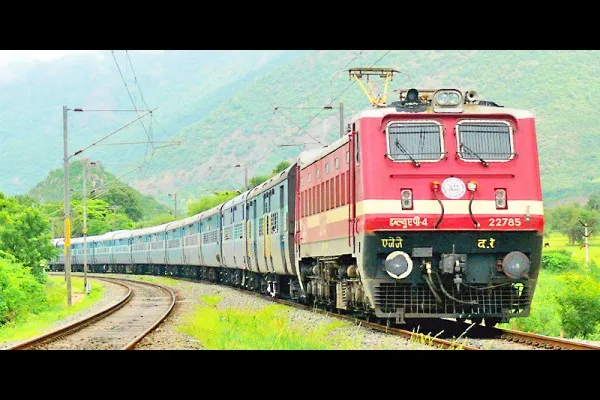 Holiday Special Express started by Northern Railway