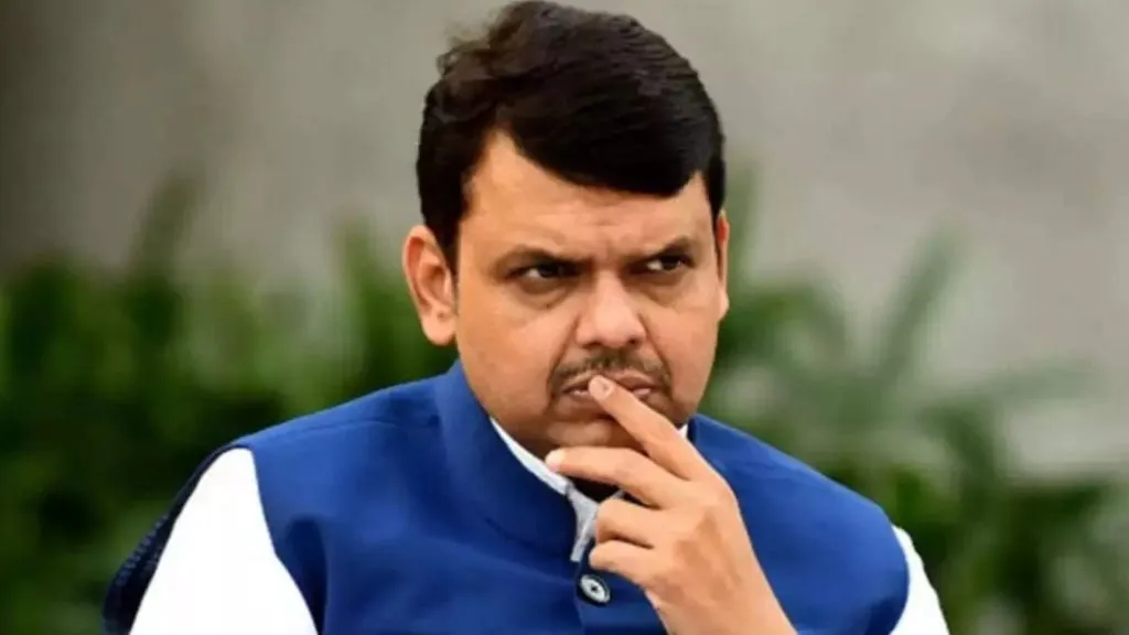 ‘ती’ पहाट, वाद सुसाट; देवेंद्र फडणवीसांच्या विधानामागचं कारण काय ?