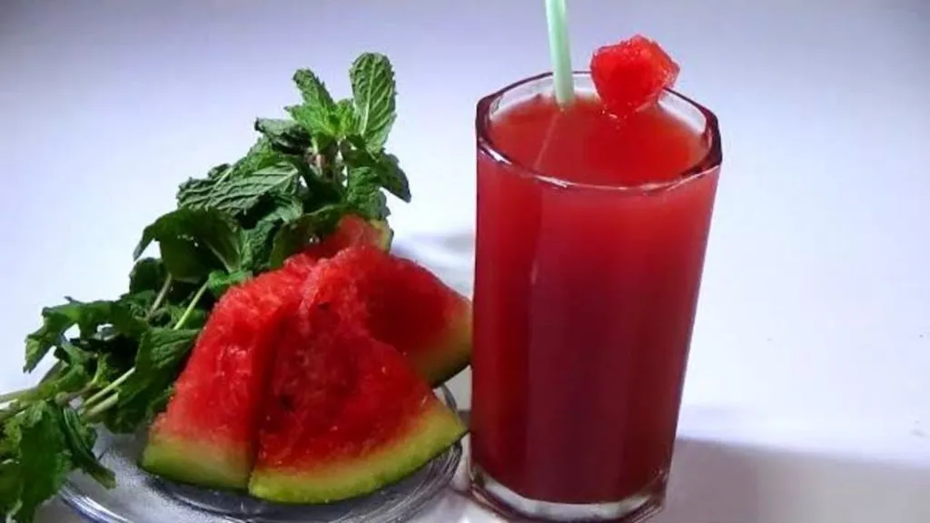 उन्हाळा स्पेशल हेल्दी कलिंगड ज्यूस