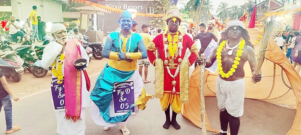 कळंगूट शिमगोत्सव मिरवणुकीस उत्साहात प्रारंभ