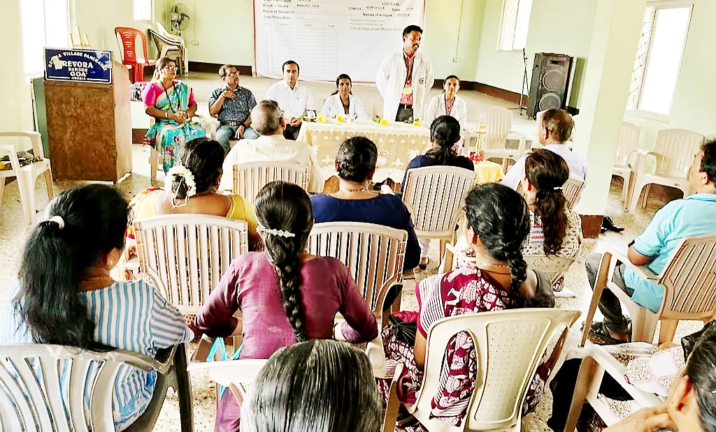रेवोडा येथे आयुर्वेद संस्थेच्या मोफत वैद्यकीय शिबिरास उत्स्फूर्त प्रतिसाद