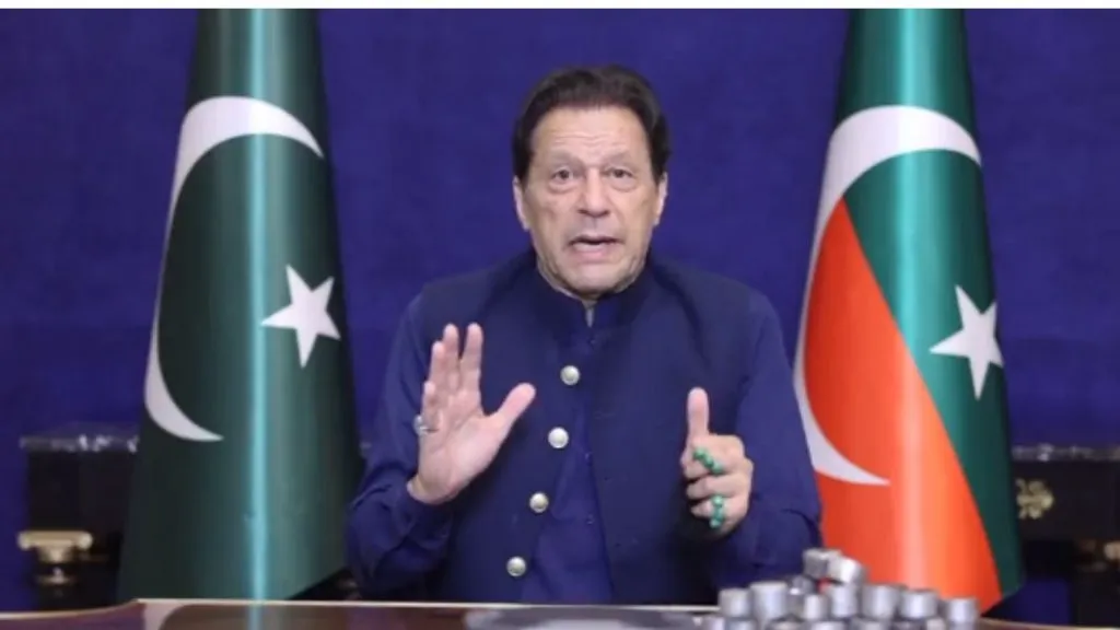 पाकिस्तानचे माजी पंतप्रधान म्हणाले,तुरुंगात टाकण्याचा कट लंडन योजनेचा भाग