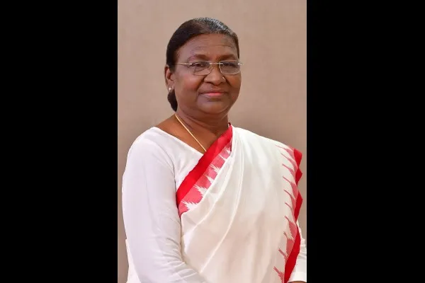 राष्ट्रपतींकडून महिला दिनाच्या शुभेच्छा