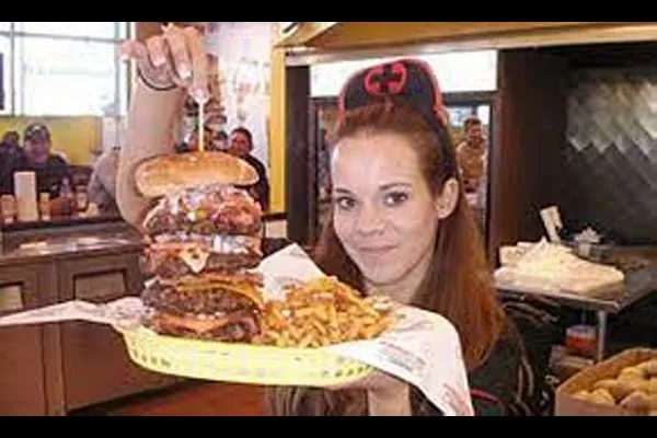 हॉस्पिटल थीमवर आधारित रेस्टॉरंट