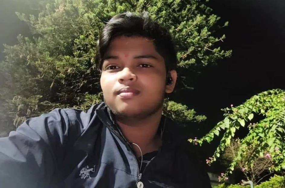 चिपळूणमधील तरुणाचा पुण्यात दगडाने ठेचून खून