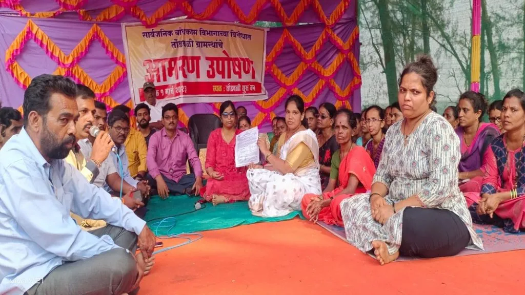 तोंडवळी ग्रामस्थांचे उपोषण तात्पुरते स्थगित