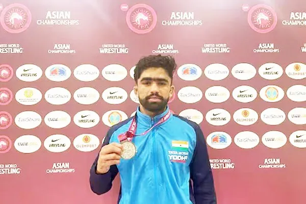 आशियाई कुस्ती स्पर्धेत भारताला चार पदके