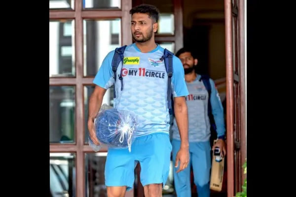 मोहसीन खान लखनौ संघात दाखल