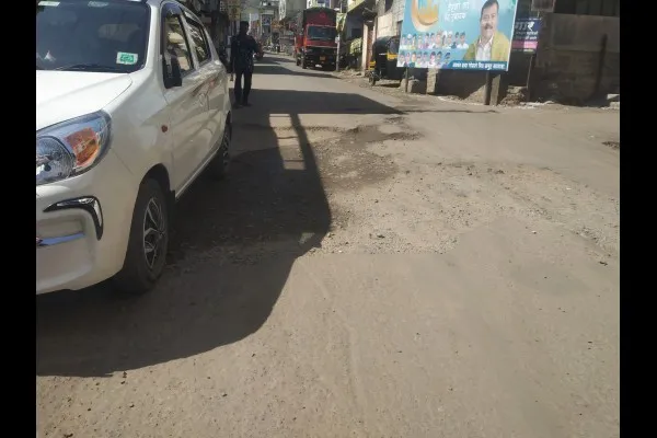 सातारा शहरात खड्डेच खड्डे