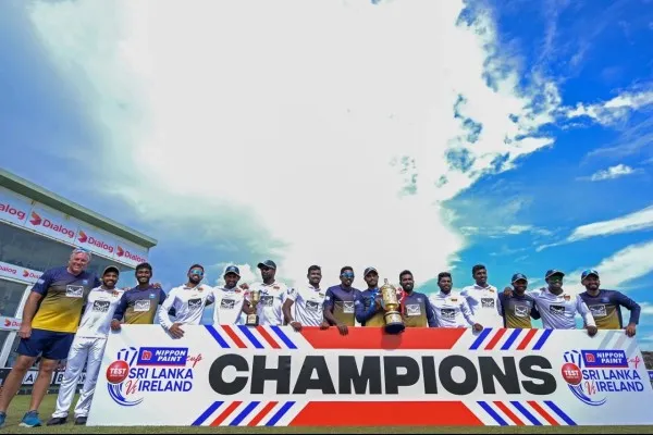 प्रभात जयसूर्याकडून 71 वर्षांचा विक्रम मोडीत