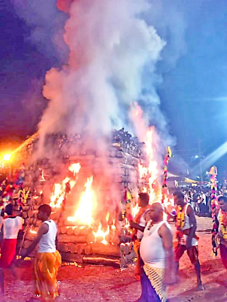 कुडणेश्वर महालक्ष्मी देवस्थानचा वार्षिक होमकुंड जत्रोत्सव उत्साहात