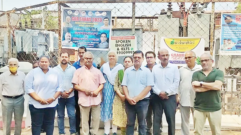 ट्रान्सफॉर्मर्स हटविले नसल्याने लोहिया मैदानाचे काम अपूर्णच