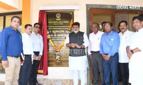 Ratnagiri : रत्नागिरी औद्योगिक वसाहतीत होणार नवे अतिथिगृह; उद्योगमंत्री उदय सामंत यांच्या हस्ते भूमिपूजन संपन्न